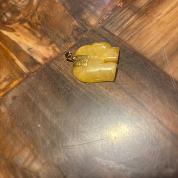 14k gold Jade pendant - Picture 2 of 8